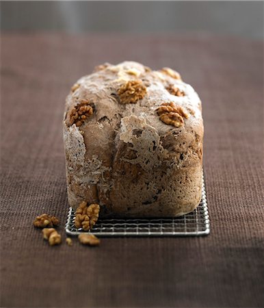 Wholemeal walnut bread loaf Stock Photo - Rights-Managed, Code: 825-06047627