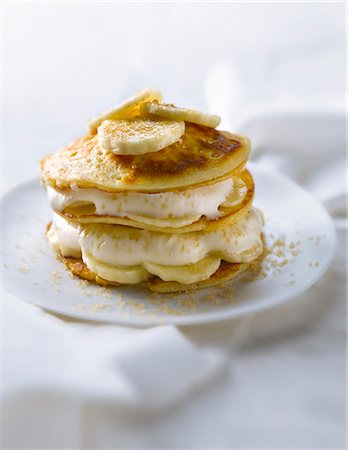 Scottish pancake and banana Mille-feuille Stock Photo - Rights-Managed, Code: 825-06048456