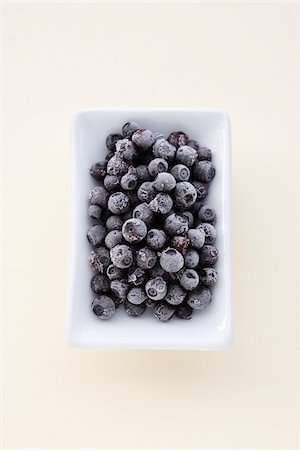 simsearch:825-07523003,k - Frozen bilberries Stock Photo - Rights-Managed, Code: 825-06048540