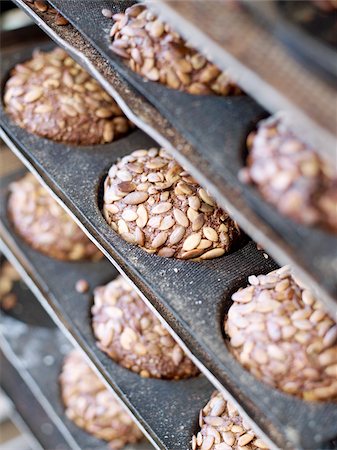 flax seed - Linseed bread loaves from Lagkagehuset Stock Photo - Rights-Managed, Code: 825-06048964