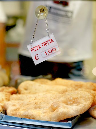 Fried Calzone Stock Photo - Rights-Managed, Code: 825-06049061