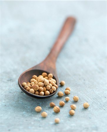 simsearch:825-06049225,k - Coriander seeds Foto de stock - Con derechos protegidos, Código: 825-06049224