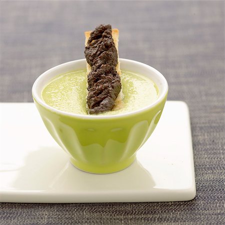 simsearch:652-03802383,k - Green asparagus Gaspacho Stock Photo - Rights-Managed, Code: 825-06049266