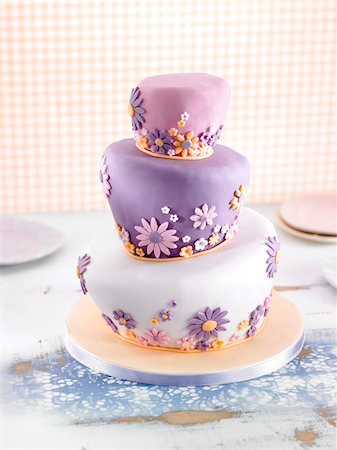 purple weddings - Wedding cake Stock Photo - Rights-Managed, Code: 825-06315758