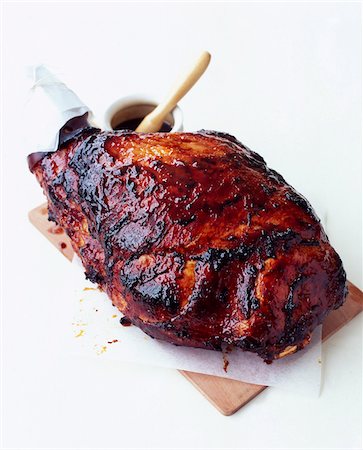 roast (cut of meat) - Gammon caramelized with barbecue sauce Stock Photo - Rights-Managed, Code: 825-06315856