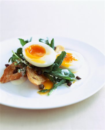 simsearch:652-07655830,k - Weich Ei mit Salat und toast Stockbilder - Lizenzpflichtiges, Bildnummer: 825-06315862