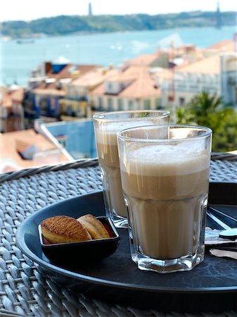 Galão : milk coffee on the terrace at Bairro Alto Fotografie stock - Rights-Managed, Codice: 825-06315983