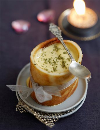 Crunchy tuile biscuit with green zabaglione Stock Photo - Rights-Managed, Code: 825-06316378