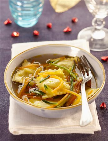 Ravioli and vegetable soup Stock Photo - Rights-Managed, Code: 825-06316398