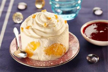 Ice cream clementine soufflé Fotografie stock - Rights-Managed, Codice: 825-06316405