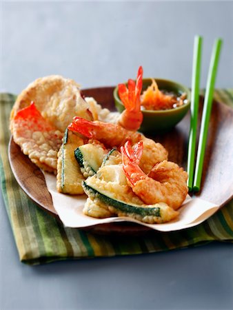 Vegetable and shrimp Tempuras Stock Photo - Rights-Managed, Code: 825-06316614