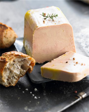 simsearch:825-07522965,k - Terrine de foie gras Photographie de stock - Rights-Managed, Code: 825-06316692