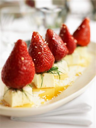 simsearch:652-05806950,k - Strawberries with cheese and honey Stock Photo - Rights-Managed, Code: 825-06316954