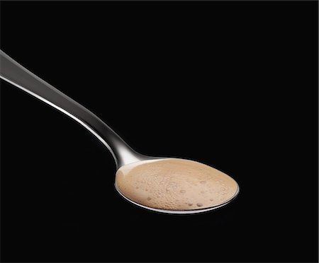 simsearch:825-07078317,k - Spoonful of coffee mousse Stock Photo - Rights-Managed, Code: 825-06815196