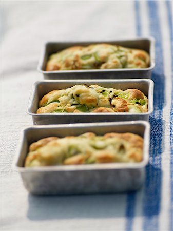 simsearch:825-07652650,k - Zucchini and fava bean small savoury cakes Stock Photo - Rights-Managed, Code: 825-06815541