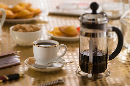 simsearch:652-06818884,k - Coffee pot and a cup of coffee for breakfast Stock Photo - Rights-Managed, Code: 825-06815634