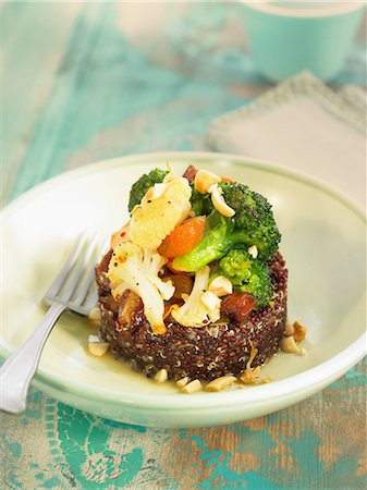 Quinoa,broccoli,cauliflower and almond Timbale Stock Photo - Rights-Managed, Code: 825-06815805