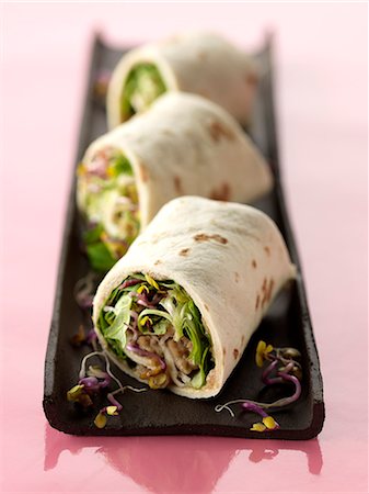 Eggplant caviar tortillas Photographie de stock - Rights-Managed, Code: 825-06816184