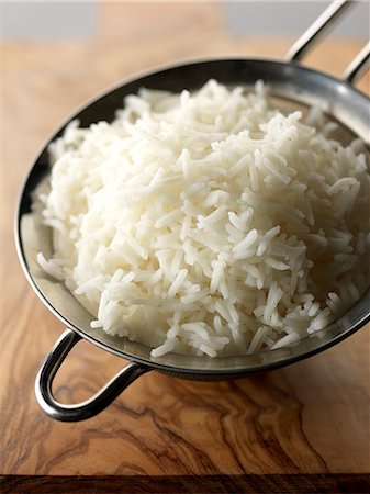 simsearch:825-06818222,k - White rice cooked in a sieve Stock Photo - Rights-Managed, Code: 825-06816181