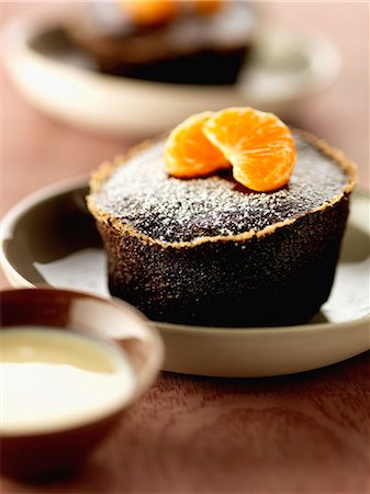 simsearch:652-07656113,k - Chocolate fondant Photographie de stock - Rights-Managed, Code: 825-06816258