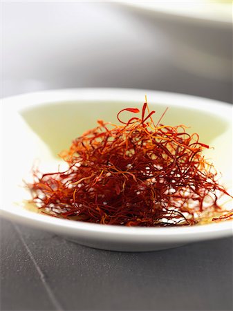 saffron - Saffron threads Stock Photo - Rights-Managed, Code: 825-06816323