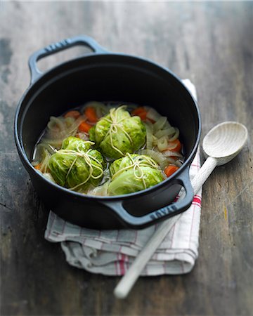 Rabbit and cabbage Ballotins Stock Photo - Rights-Managed, Code: 825-06816441