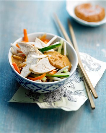 Pekin-style chicken salad Stock Photo - Rights-Managed, Code: 825-06816483