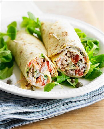 Tuna and spring vegetable Tortillas Photographie de stock - Rights-Managed, Code: 825-06816585