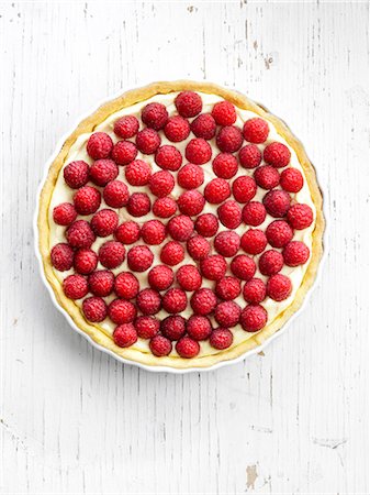 simsearch:825-06816057,k - Raspberry tart Photographie de stock - Rights-Managed, Code: 825-06816580