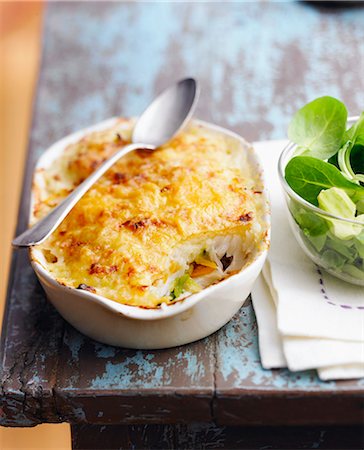 Fish and vegetable pie Stock Photo - Rights-Managed, Code: 825-06816735