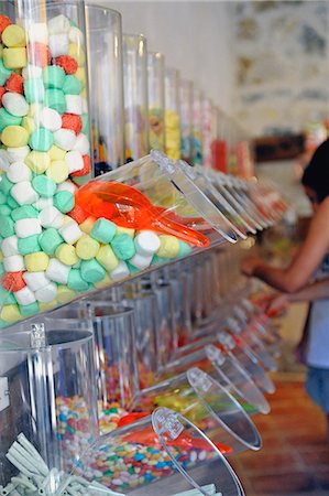 Candy store Stock Photo - Rights-Managed, Code: 825-06816839