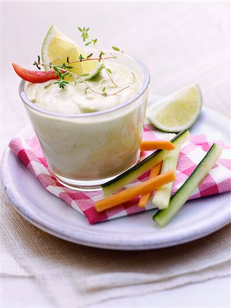 Guacamole dip with raw vegetables Stock Photo - Rights-Managed, Code: 825-06816928