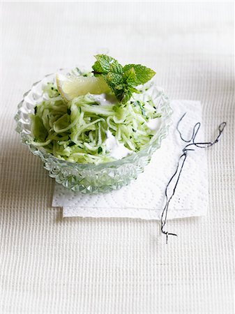 simsearch:825-07523209,k - Grated cucumber with lemon,mint and yoghurt Photographie de stock - Rights-Managed, Code: 825-06816940