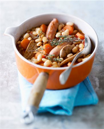 simsearch:825-07522610,k - Diet-style Cassoulet Stockbilder - Lizenzpflichtiges, Bildnummer: 825-06817139