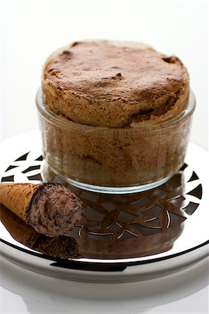 simsearch:825-05836005,k - Coffee soufflé Stock Photo - Rights-Managed, Code: 825-06817297