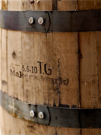 simsearch:825-06817379,k - Maker's Mark wooden barrel of Bourbon Stock Photo - Rights-Managed, Code: 825-06817385