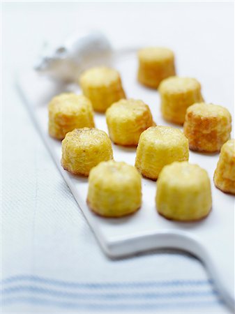 simsearch:825-07077705,k - Cauliflower mini savoury Cannelés Stock Photo - Rights-Managed, Code: 825-06817424