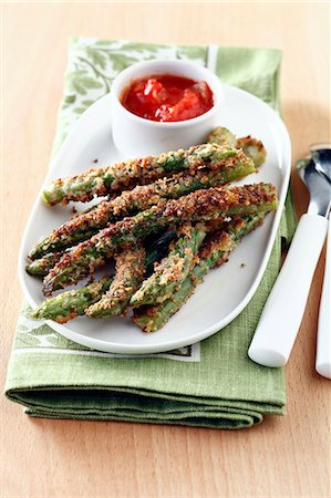 Green asparagus coated in parmesan crust Stock Photo - Rights-Managed, Code: 825-06817552