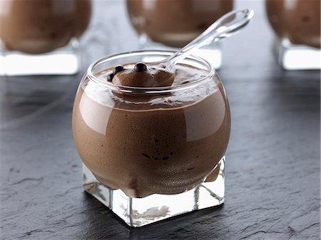 simsearch:652-05807921,k - Chocolate cream dessert Stock Photo - Rights-Managed, Code: 825-06817737