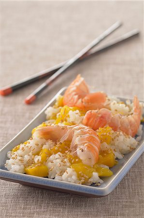 simsearch:825-06817959,k - Thai rice salad with green tea,mangoes and Dublin Bay prawns Photographie de stock - Rights-Managed, Code: 825-06817957