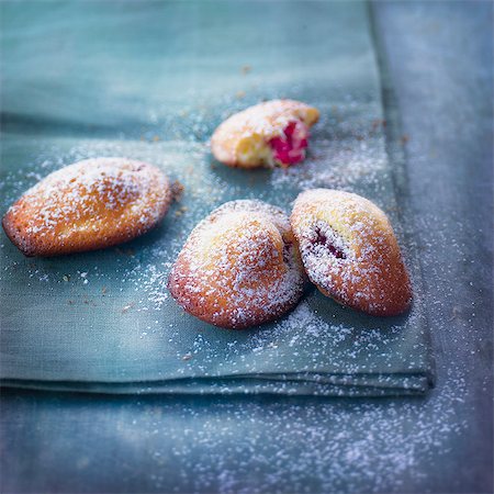 Raspberry Madeleines Stock Photo - Rights-Managed, Code: 825-06818033