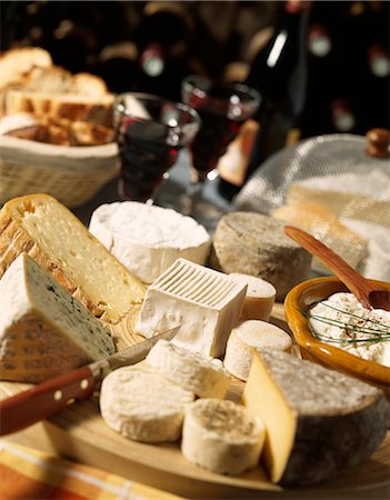 Cheeseboard Stock Photo - Rights-Managed, Code: 825-07075876