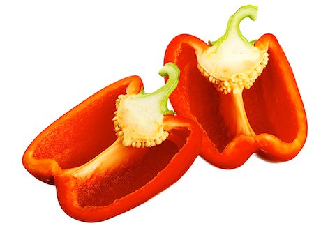 simsearch:652-03804430,k - Cut out red pepper cut in half Stockbilder - Lizenzpflichtiges, Bildnummer: 825-07076488