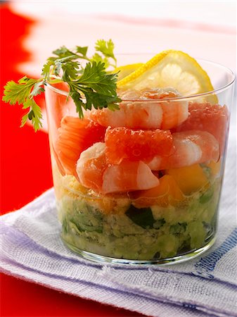 simsearch:652-03804686,k - Avocado,grapefruit and shrimp salad Stock Photo - Rights-Managed, Code: 825-07076556