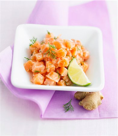 salmon pink - Salmon tartare Stock Photo - Rights-Managed, Code: 825-07076651