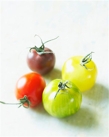 simsearch:825-05814292,k - Multicolored tomatoes Foto de stock - Direito Controlado, Número: 825-07076754