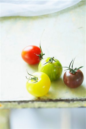 simsearch:825-05814292,k - Multicolored tomatoes Foto de stock - Direito Controlado, Número: 825-07076756