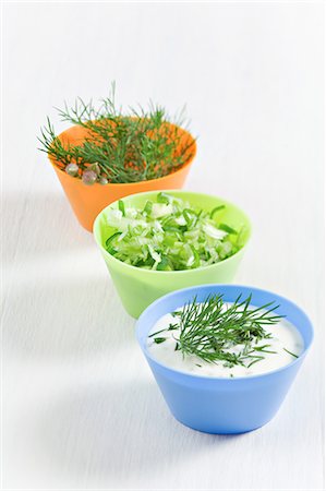 dill - Yoghurt and cream sauce and small bowls of ingredients for Northern dishes Stock Photo - Rights-Managed, Code: 825-07076901