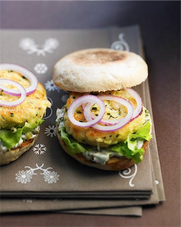 fish sandwich - Crab burger Stock Photo - Rights-Managed, Code: 825-07076932