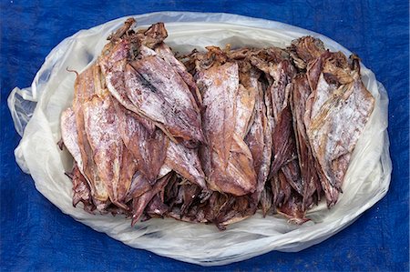 simsearch:825-06046985,k - Dried squid on a stall at the market in Luang Prabang, Laos Stock Photo - Rights-Managed, Code: 825-07077185